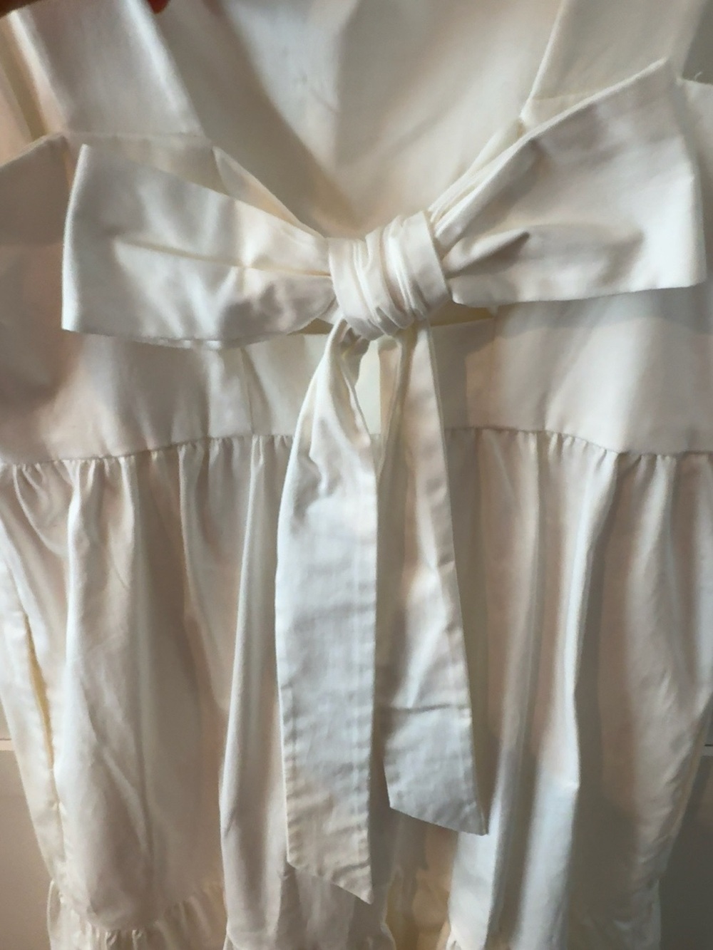 Gal Meets Glam White Tiered Bow Back dress NWT size 4 - Picture 3 of 6